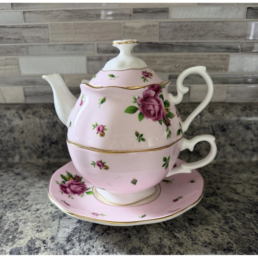Royal Albert New Country Roses Tea Party Pink 3-Piece Tea Set